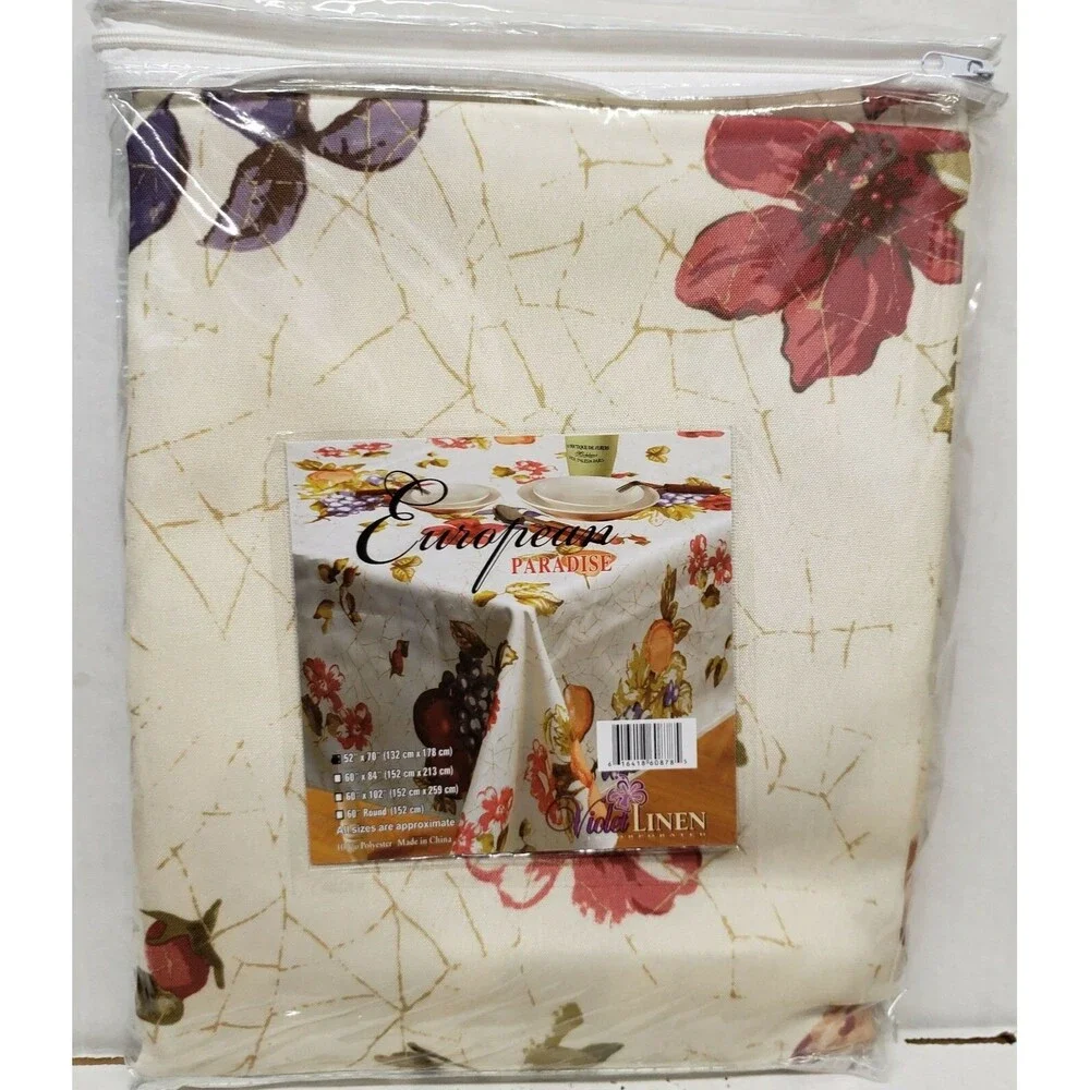 1 Printed Fabric Tablecloth, 52